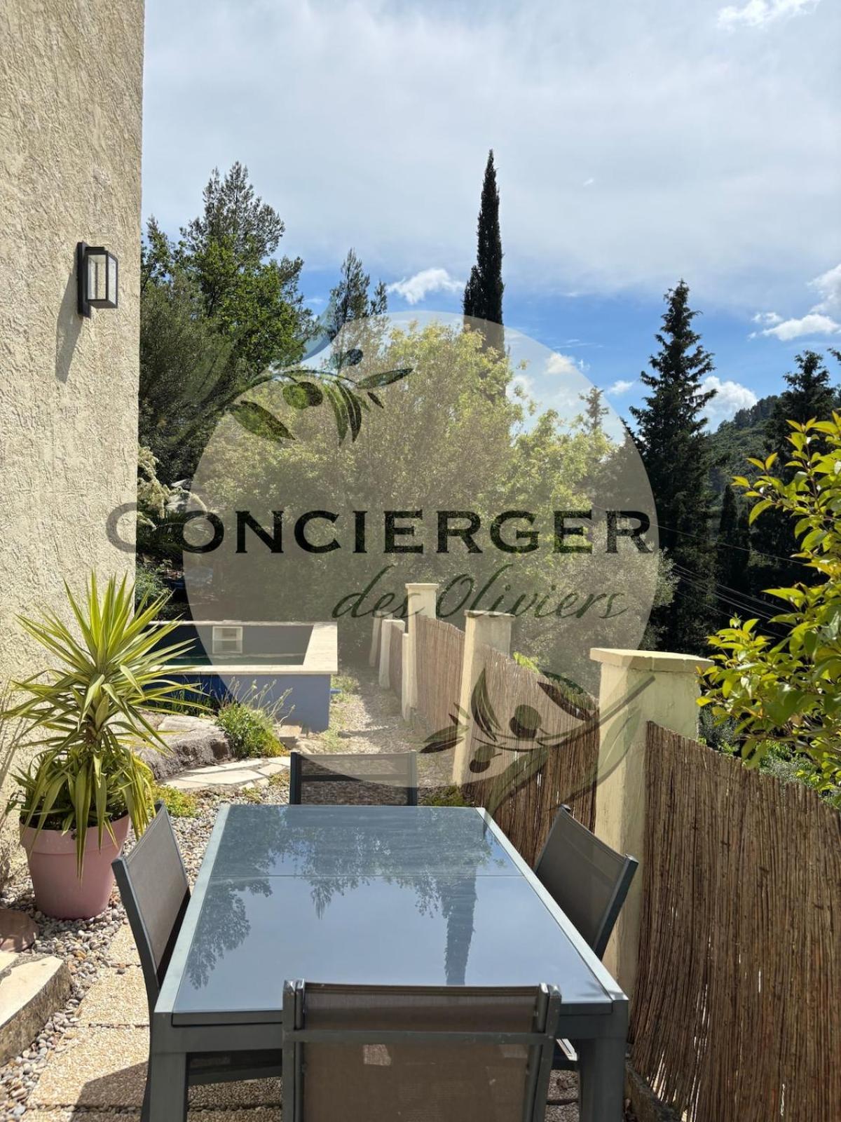 Villa Avec Piscine Belgentier Экстерьер фото