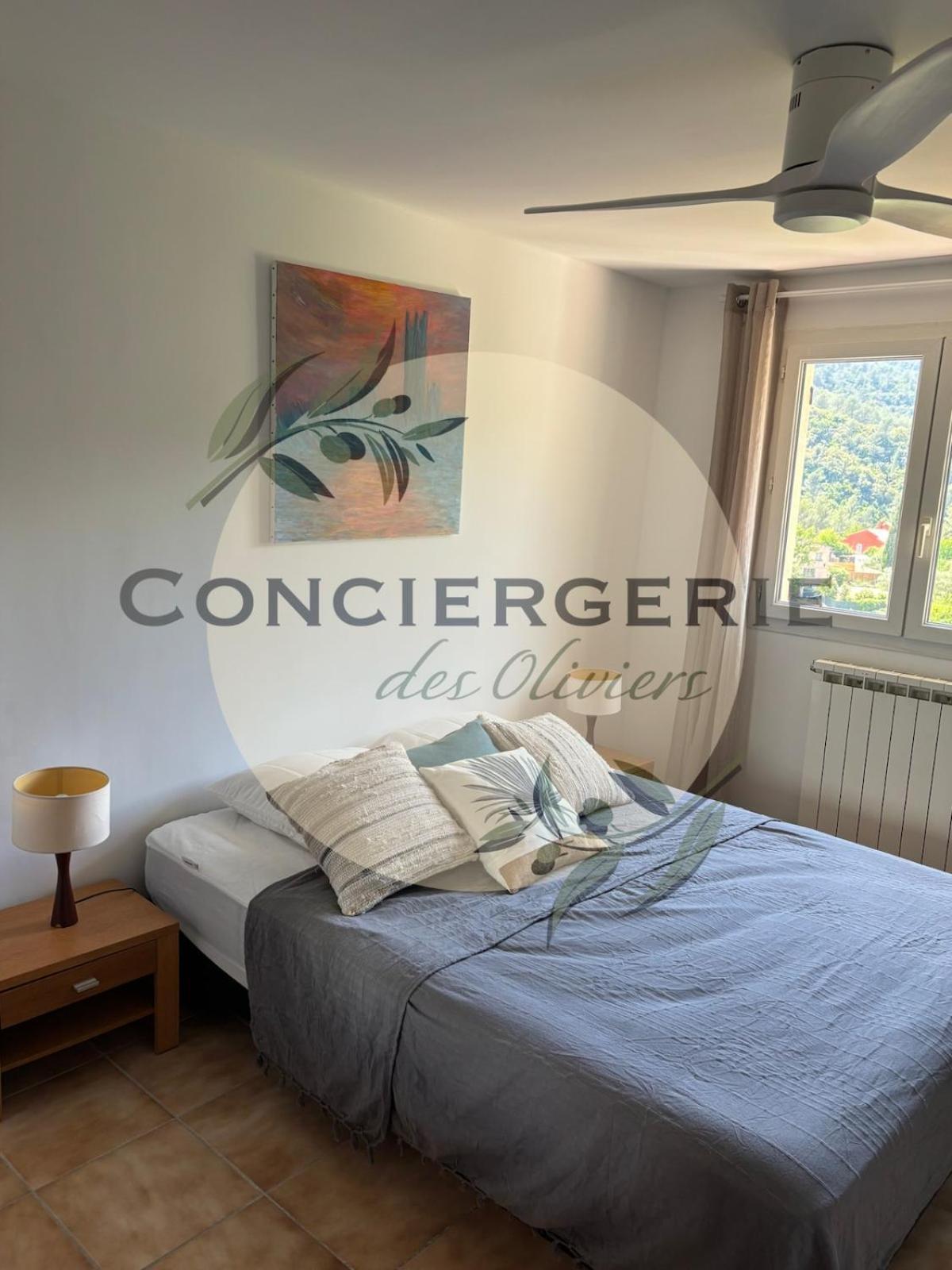 Villa Avec Piscine Belgentier Экстерьер фото